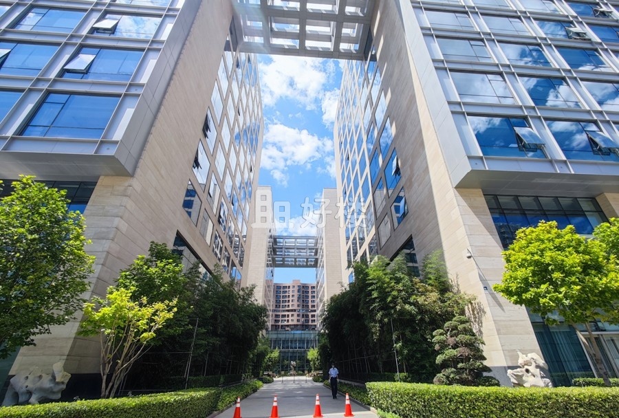 雍贵中心写字楼出租